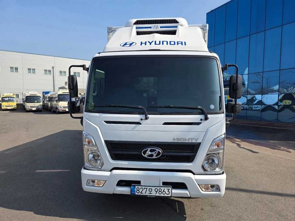 2023년식 현대 올뉴마이티 3.5톤 냉동탑차 (하이탑) 냉동탑차 준중형 중고화물차 판매 - 공인트럭 사진2